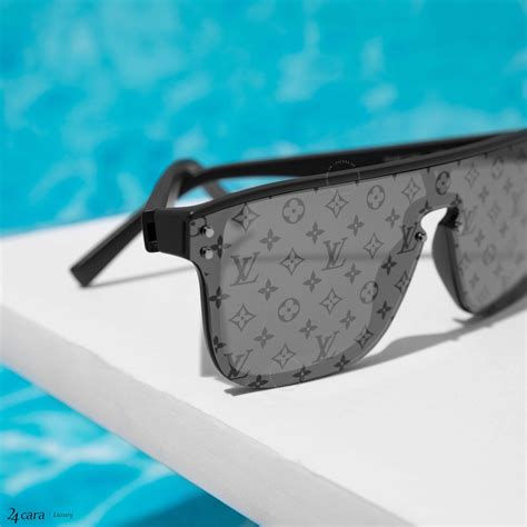 LV SUNGLASSES .